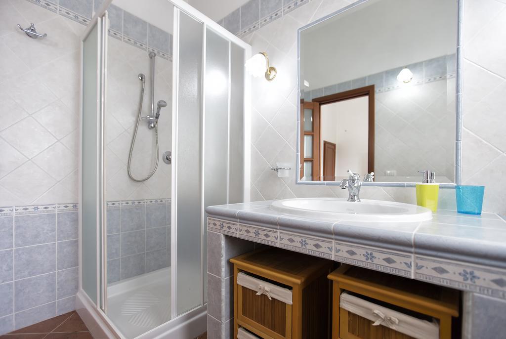 Villa Raimonda Putifigari ภายนอก รูปภาพ