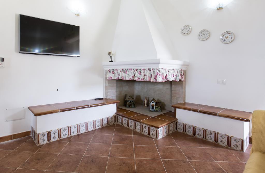 Villa Raimonda Putifigari ภายนอก รูปภาพ